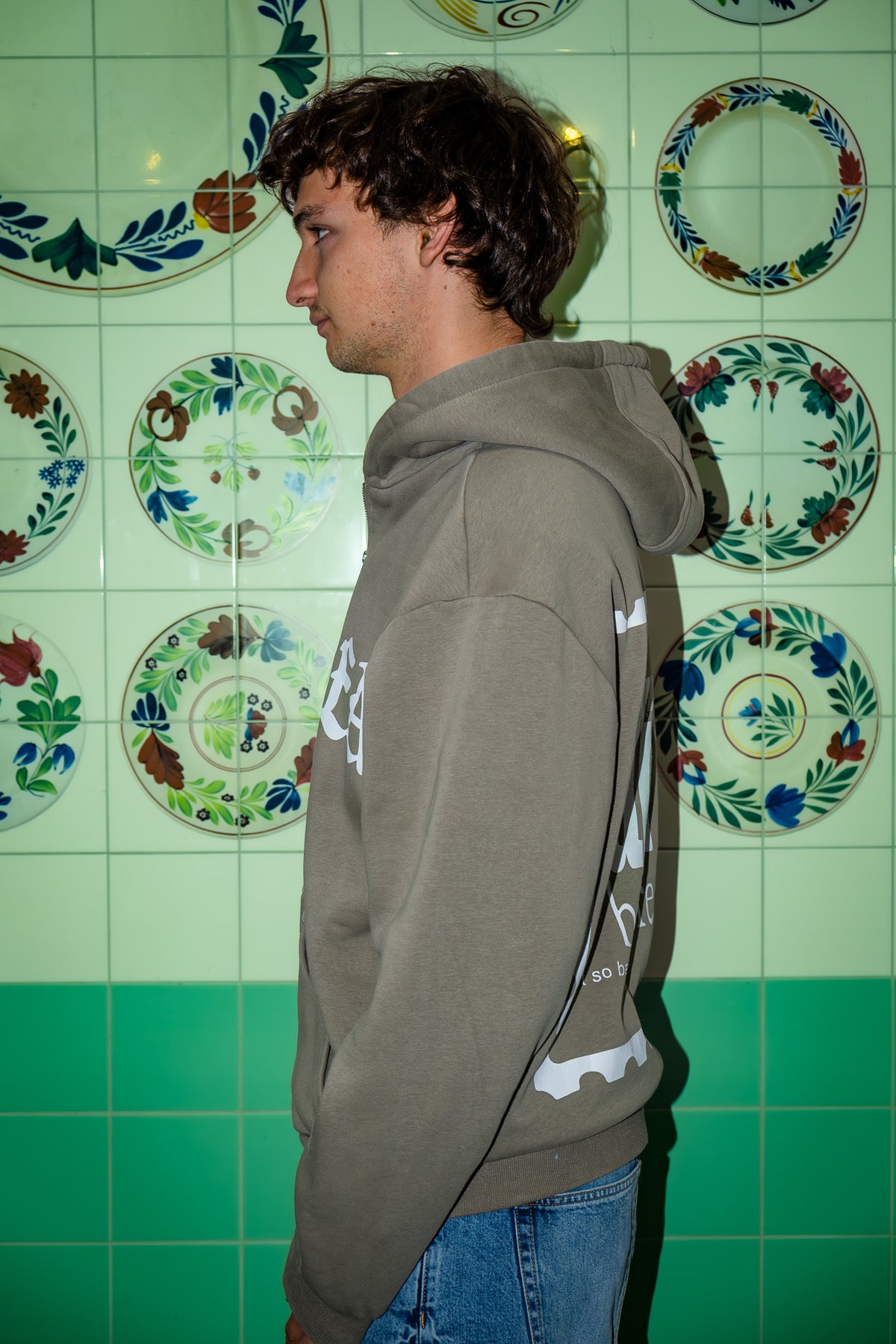 STAND OUT BEFORE ALL ZIPPER - OLIVE