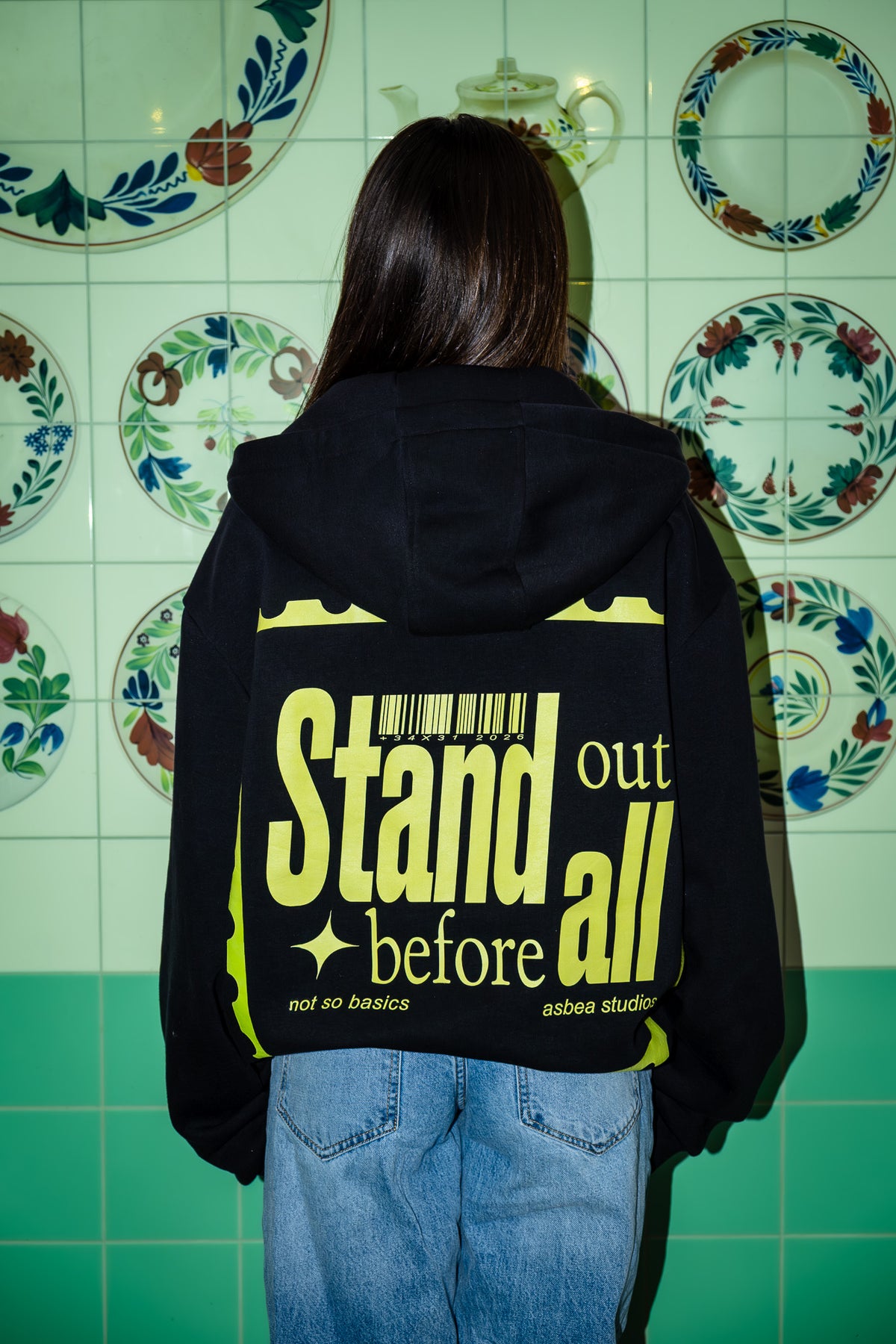 STAND OUT BEFORE ALL ZIPPER - BLACK
