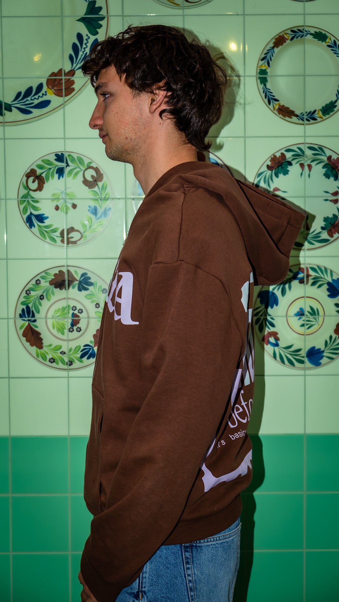 STAND OUT BEFORE ALL ZIPPER - BROWN